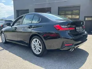 BMW 320 Bild 3