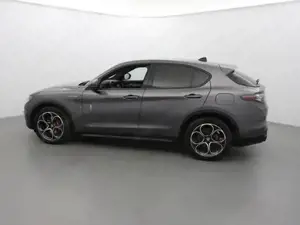Alfa Romeo Stelvio Bild 5