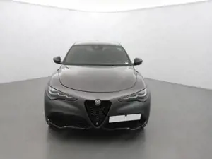 Alfa Romeo Stelvio Bild 2