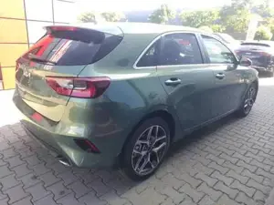 Kia Ceed / cee'd Platinum AT*LED*Navi*Shzg*PDCv+h*Cam*SD*17' 103... Bild 4