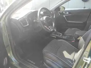 Kia Ceed / cee'd Platinum AT*LED*Navi*Shzg*PDCv+h*Cam*SD*17' 103... Bild 7