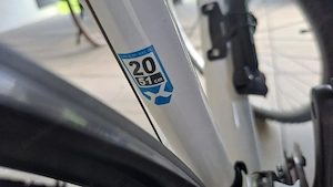 X Fact Alu Cross neuwertig zu verkaufen. 
