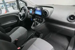 Mercedes-Benz Citan 108 CDI Kasten BASE Standard KAM SpurH AHK Bild 8