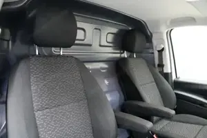 Mercedes-Benz eVito 112 Kasten Lang Navi KAM SpurW SpurH LM Bild 9