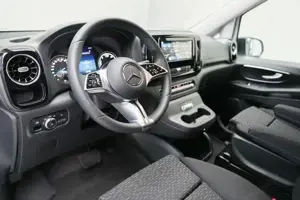 Mercedes-Benz eVito 112 Kasten Lang Navi KAM SpurW SpurH LM Bild 7