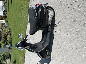 Vespa LX 50 schwarz 