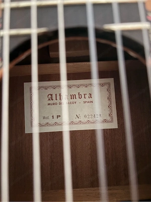 Alhambra Gitarre  Bild 4