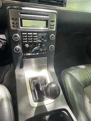 Volvo V70 - Kombi - Arbeitspferd mit Schwedenstahl Bild 8