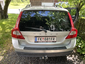 Volvo V70 - Kombi - Arbeitspferd mit Schwedenstahl Bild 3
