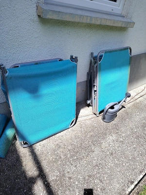 verschenke Liegen x2 Stück