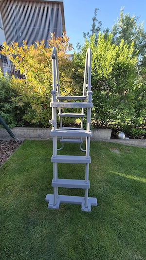 Leiter für Aufstellpool Höhe 1,32 m Bild 2