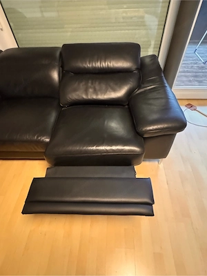 Ledercouch mit elektrischer Relaxfunktion  Bild 3