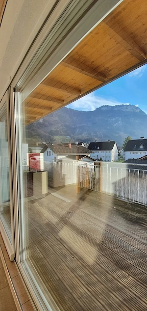 Schöne helle 3 Zimmer Penthauswohnung ca. 70 mit großer Dachterrasse ca.28 m2 und 30 m2 Hobbykeller  Bild 6