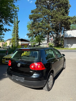 Vw Golf 5 1.9 Tdi Bild 3