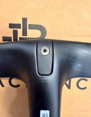  Black Inc Aero Carbon Lenker Vorbau, neuwertig  Bild 3