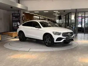 Mercedes-Benz C 200 Bild 12