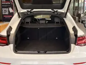 Mercedes-Benz C 200 Bild 16