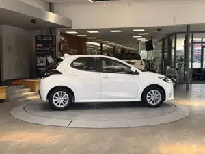Toyota Yaris Bild 8
