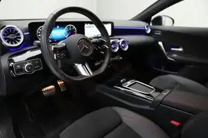 Mercedes-Benz CLA 180 Bild 6