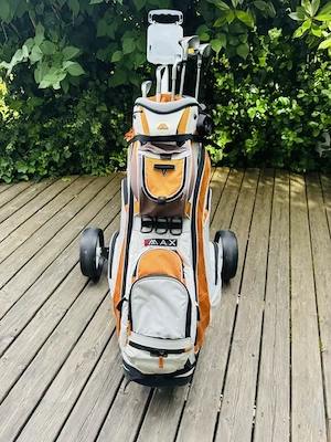 Golfbag mit Golfschläger plus Golfbällen und incl. Trolley Bild 4