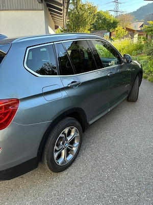 Verkaufe wunderschönen BMW X3 Bild 2