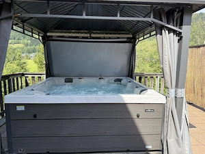 Whirlpool von  der Firma Waterwave Marke Maddison  Bild 2