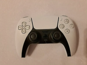 Sony PlayStation 5 (PS5) Disc Edition 825GB - mit Controller, OVP, 2 Top-Spiele & Zubehör Bild 5