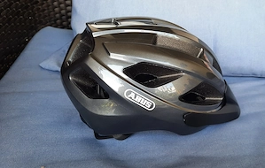 Abus Fahrradhelm S