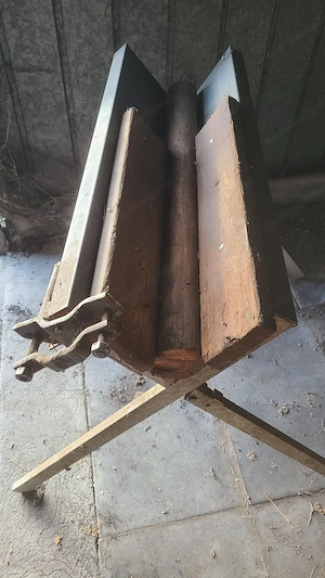 Sägebock aus Metall Bild 2