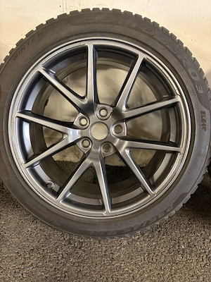 Tesla Model 3 Aero Felgen Bild 3