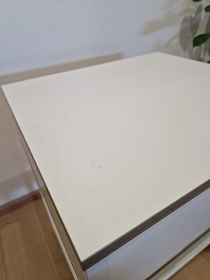 Nachtkästchen (weiß Holzoptik) Bild 4