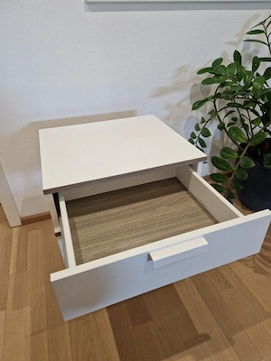 Nachtkästchen (weiß Holzoptik) Bild 3