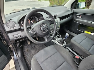 Mazda 2 an Bastler  Bild 5