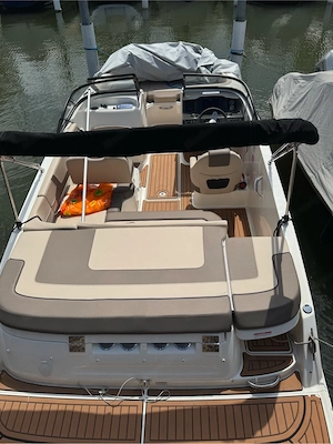 Bayliner VR5 E   2023   Bodenseezulassung   Top Ausstattung   nur 60h Bild 6