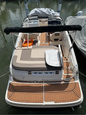 Bayliner VR5 E   2023   Bodenseezulassung   Top Ausstattung   nur 60h Bild 8