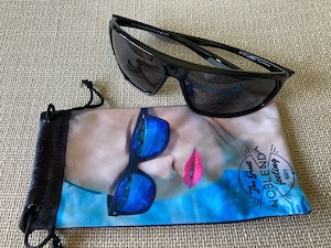 Sportliche Sonnenbrille, neuwertig