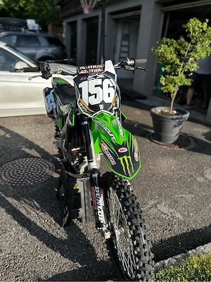 Kawasaki KXF 250 Motocross Bild 2