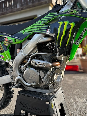 Kawasaki KXF 250 Motocross Bild 4