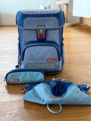 Schultasche Step by step