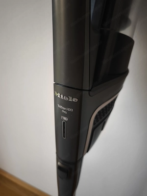 Akku-Staubsauger Miele Triflex HX1 pro inkl. Zubehör Bild 3