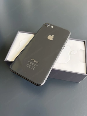 Apple iPhone 8, Space grau Bild 3