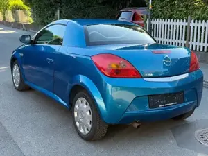 Opel Tigra Bild 9