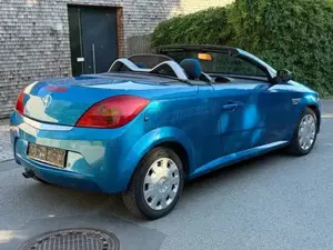 Opel Tigra Bild 6