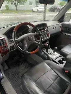 Mitsubishi Pajero Bild 3
