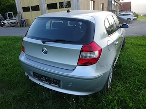 Bmw 118d mit neuem Pickerl Bild 3