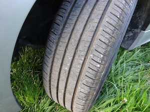 Bmw 118d mit neuem Pickerl Bild 6