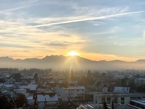Sonnige 3-Zi-Whg mit herrlichem Ausblick inkl. Parkplatz nahe Dornbirn Innenstadt Bild 2