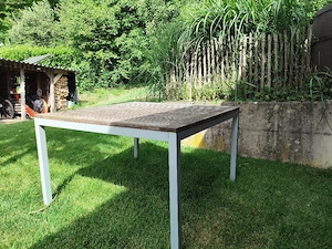 Gartentisch  Bild 2