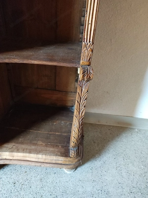 Holzbücherregal - Unikat Bild 4