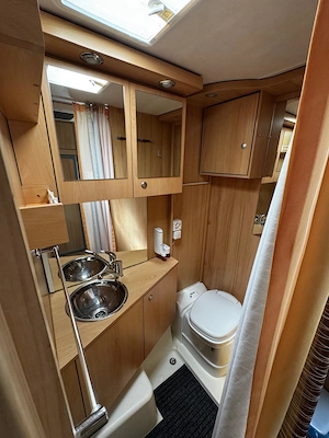 Fiat Ducato Orange Camp Wohnmobil inkl. Anhänger & umfangreichem Campingzubehör Bild 7